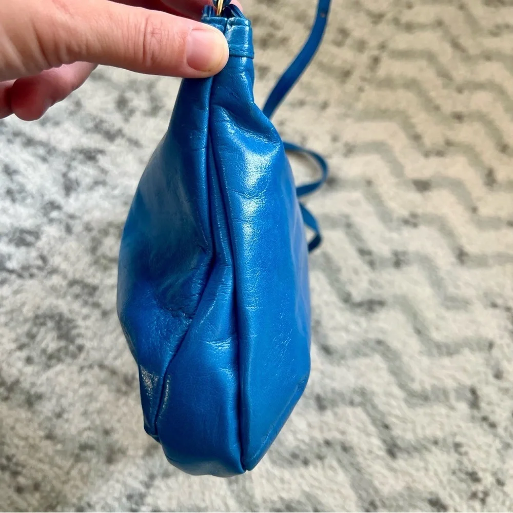 Vintage Caressa Spain Blue Leather Crossbody Bag - Picture 6 of 15